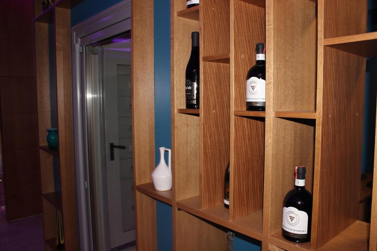 Luander Hotel Tiranë Luaran gambar