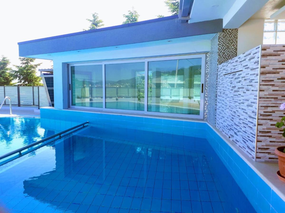 Luander Hotel Tiranë Luaran gambar