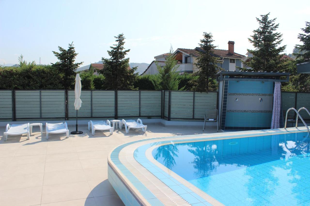 Luander Hotel Tiranë Luaran gambar